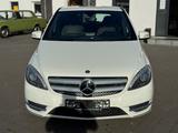 Mercedes-Benz B 200 CDI *XENON*NAVI*PDC*TOP ZUSTAND*1.HAND* - Mercedes-Benz B-Klasse mit Diesel-Antrieb: Automatik