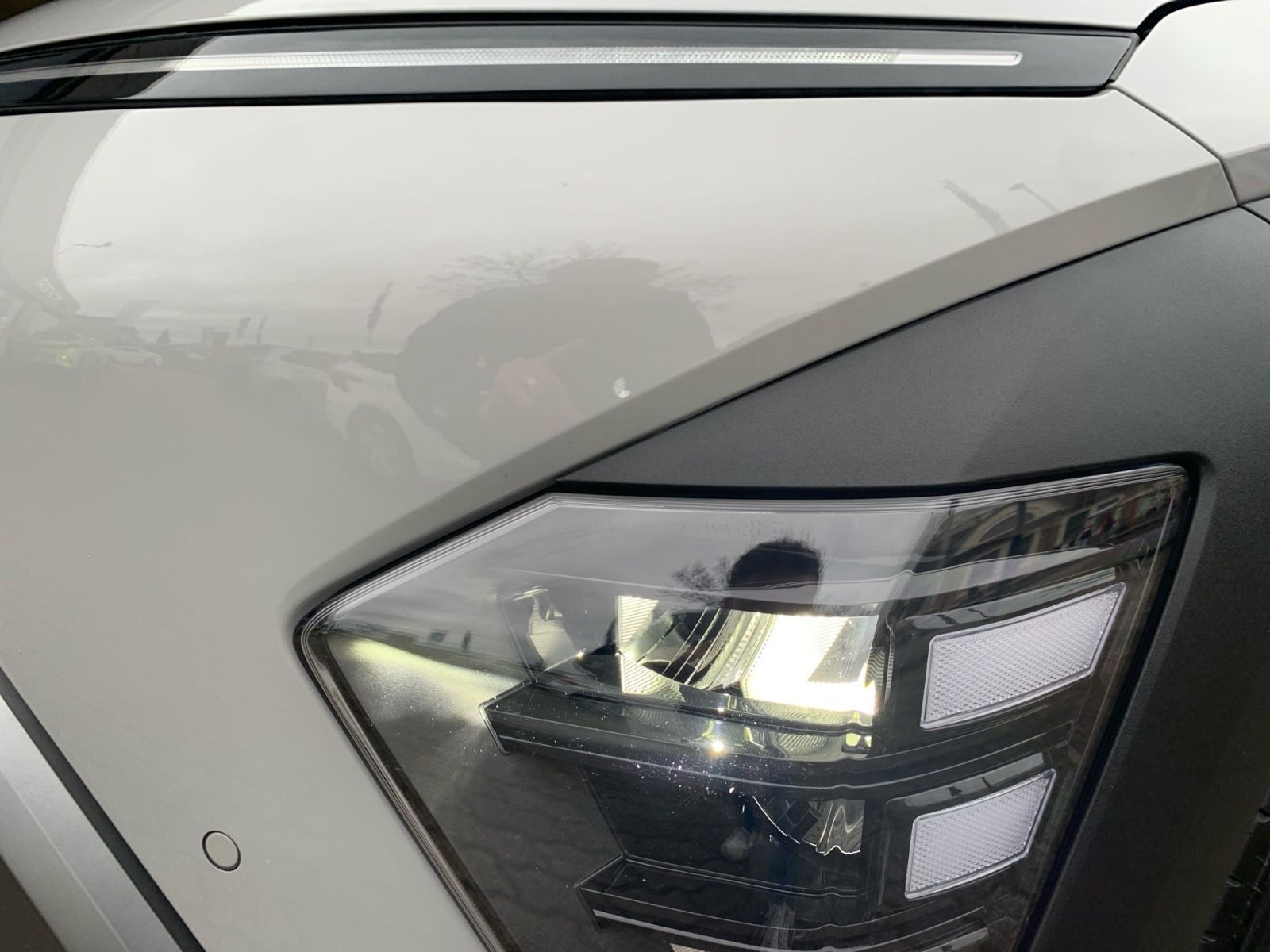 Fahrzeugabbildung Hyundai KONA 1.6 GDI Select Hybrid LED Navi Sitzheizung