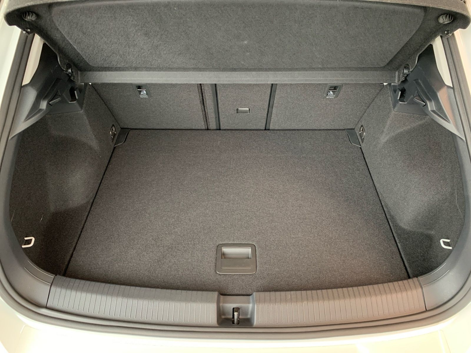 Volkswagen T-Roc - Bild 11