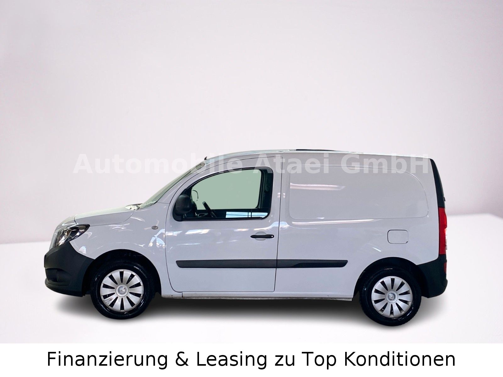 Fahrzeugabbildung Mercedes-Benz Citan Kasten 111 CDI lang 3-SITZE+KLIMA (7971)