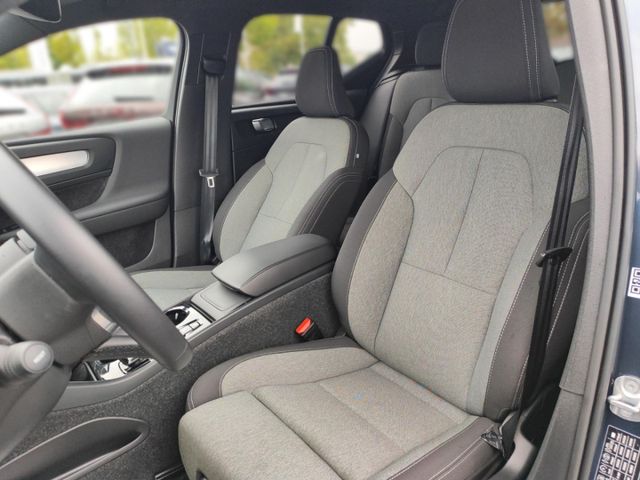 VOLVO XC 40 (Bild 24 von Array)