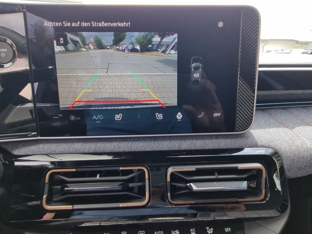 Fahrzeugabbildung Renault R 4 E-Tech elektrisch Techno 150 Comfort Range