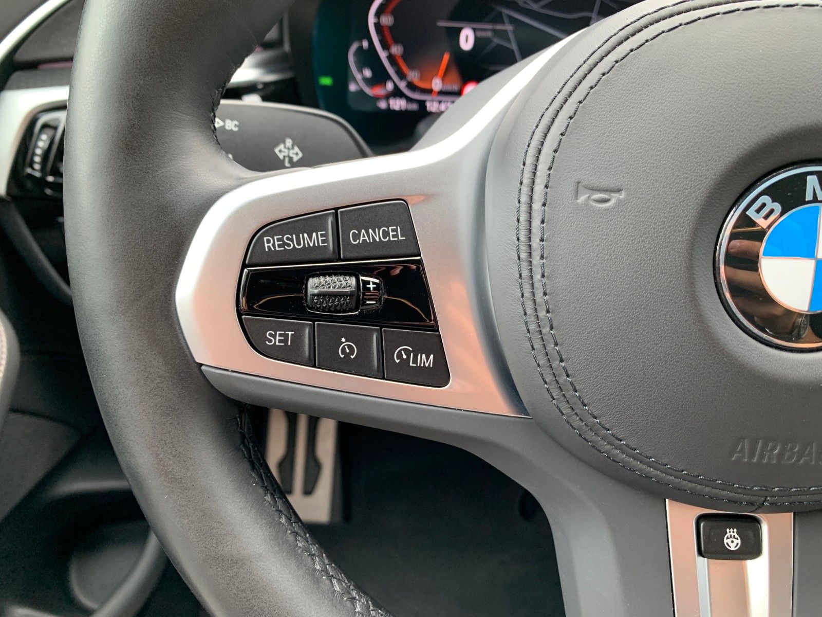 BMW 520i M-Sport Limousine LED+HiFi+DrivAssist+LEDER foto 17