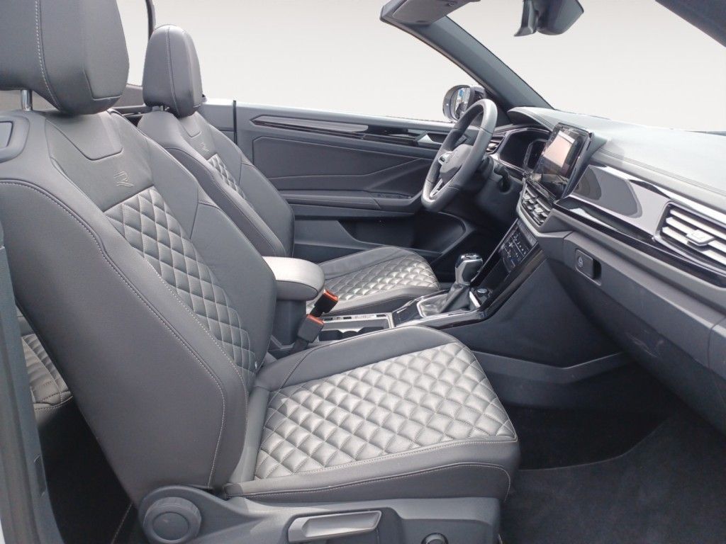 Fahrzeugabbildung Volkswagen T-Roc Cabriolet 1.5 TSI DSG R-Line Navi, Leder