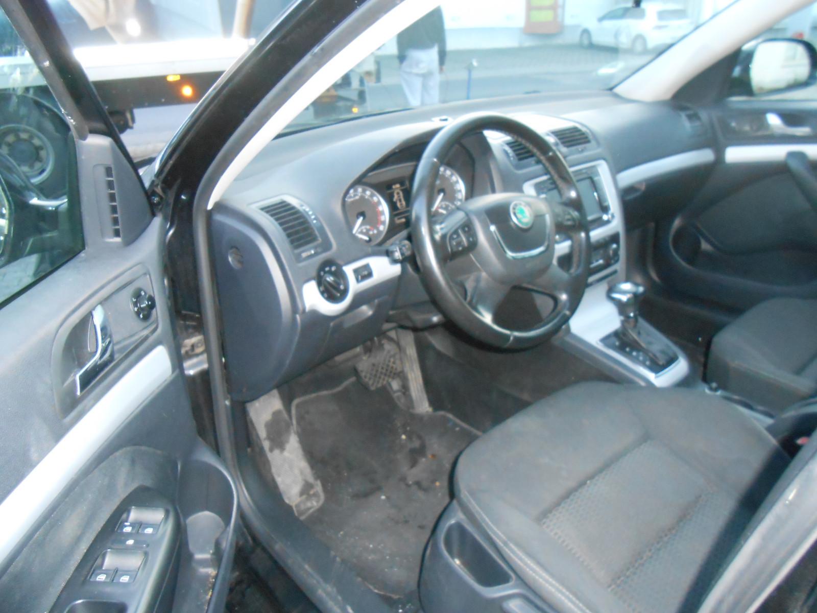 Skoda Octavia 2009 — photo 9