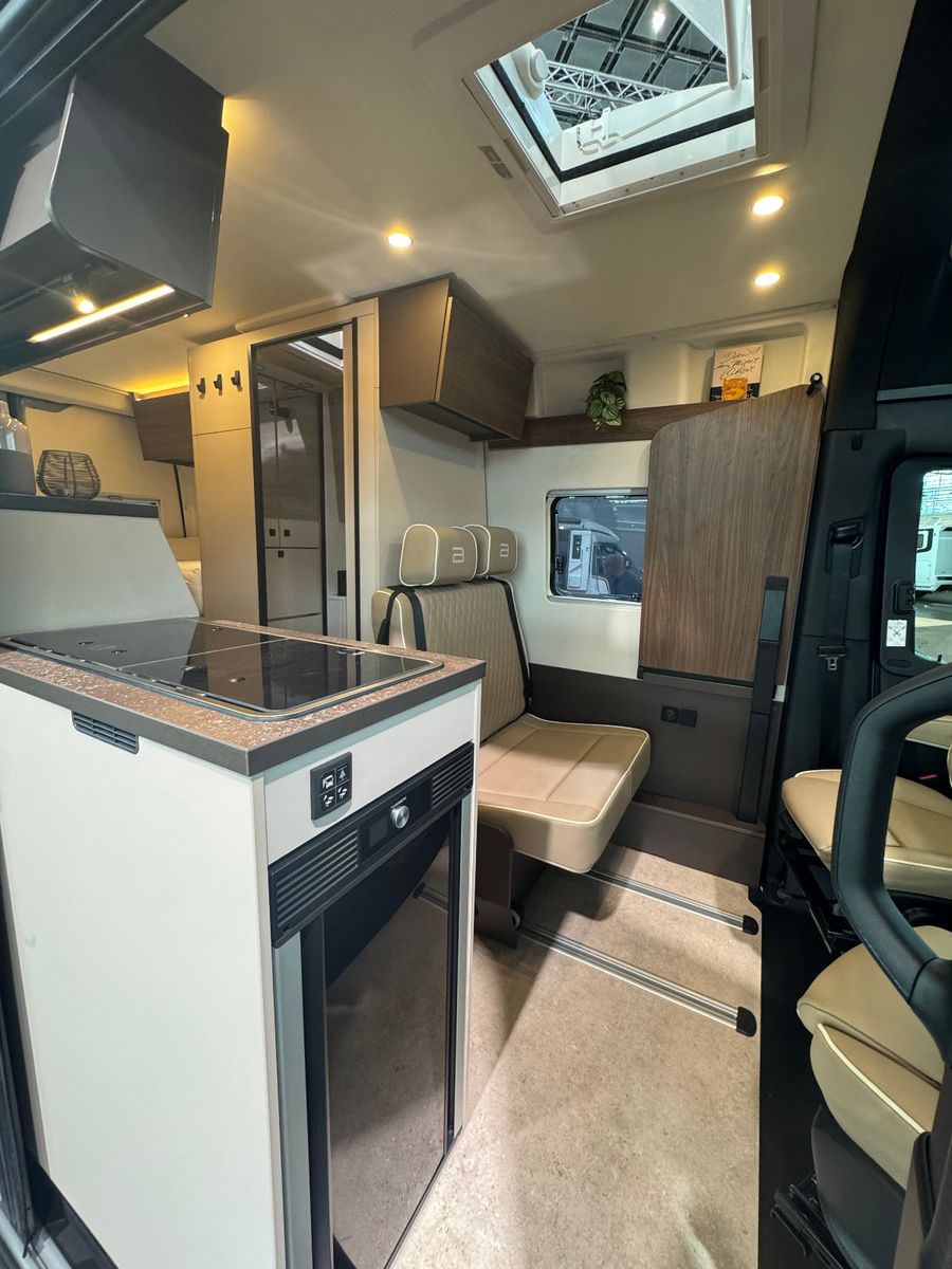 Fahrzeugabbildung Bürstner Habiton HMX 6.0 - 4x4 - Aufstelldach -OFFROAD