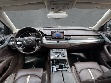 Audi A8 - 11