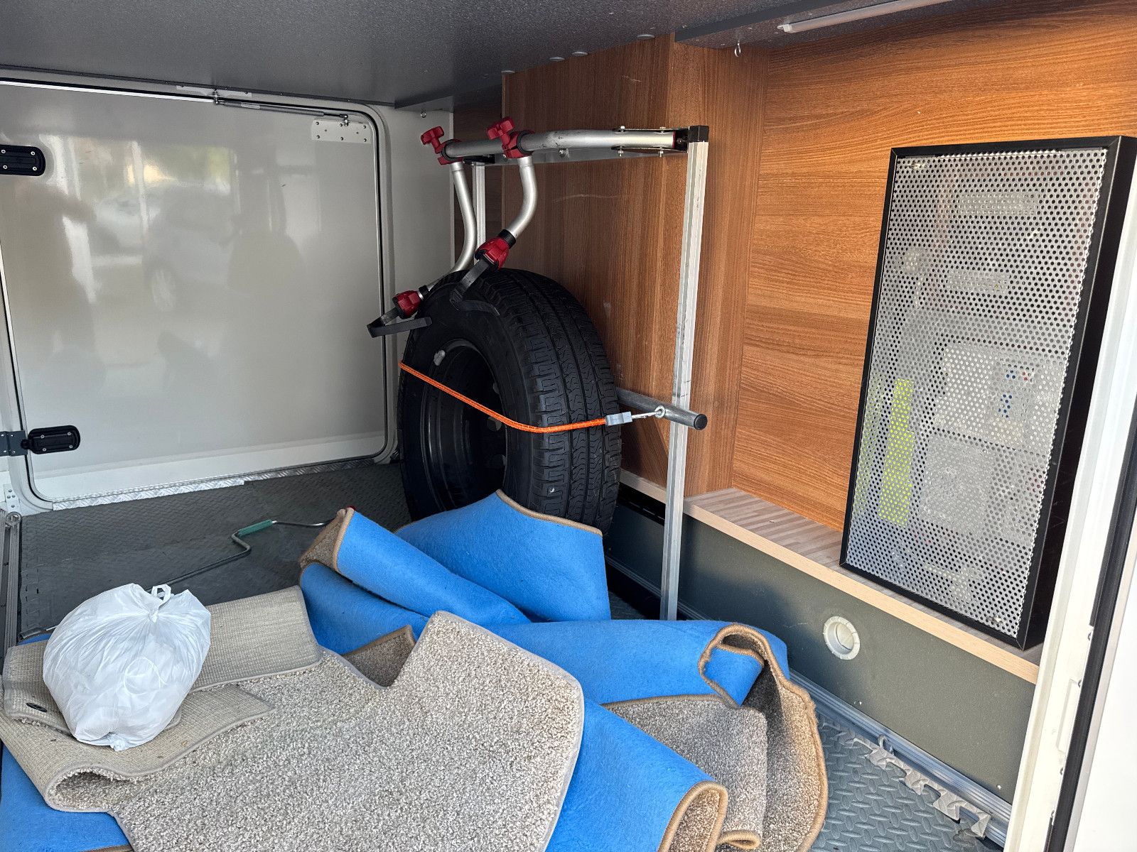 Fahrzeugabbildung Carthago C-Tourer T 148 LE H SOLAR TV SAT HUBBETT KAMERA