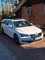Skoda Superb 2.0 TDI SCR 140kW DSG 4x4 Prem Edi Co... - Skoda Superb mit Diesel-Antrieb: Allradantrieb, Kombi, 2.0