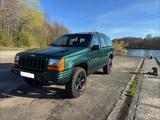 Jeep Grand Cherokee Limited LX 5.9 Auto Limited