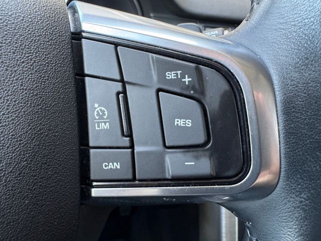 Land Rover Discovery Sport SE AWD