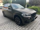 BMW X5 xDrive30d - HUD PANO KAMERA COMFORTSITZE - BMW X5: 30d