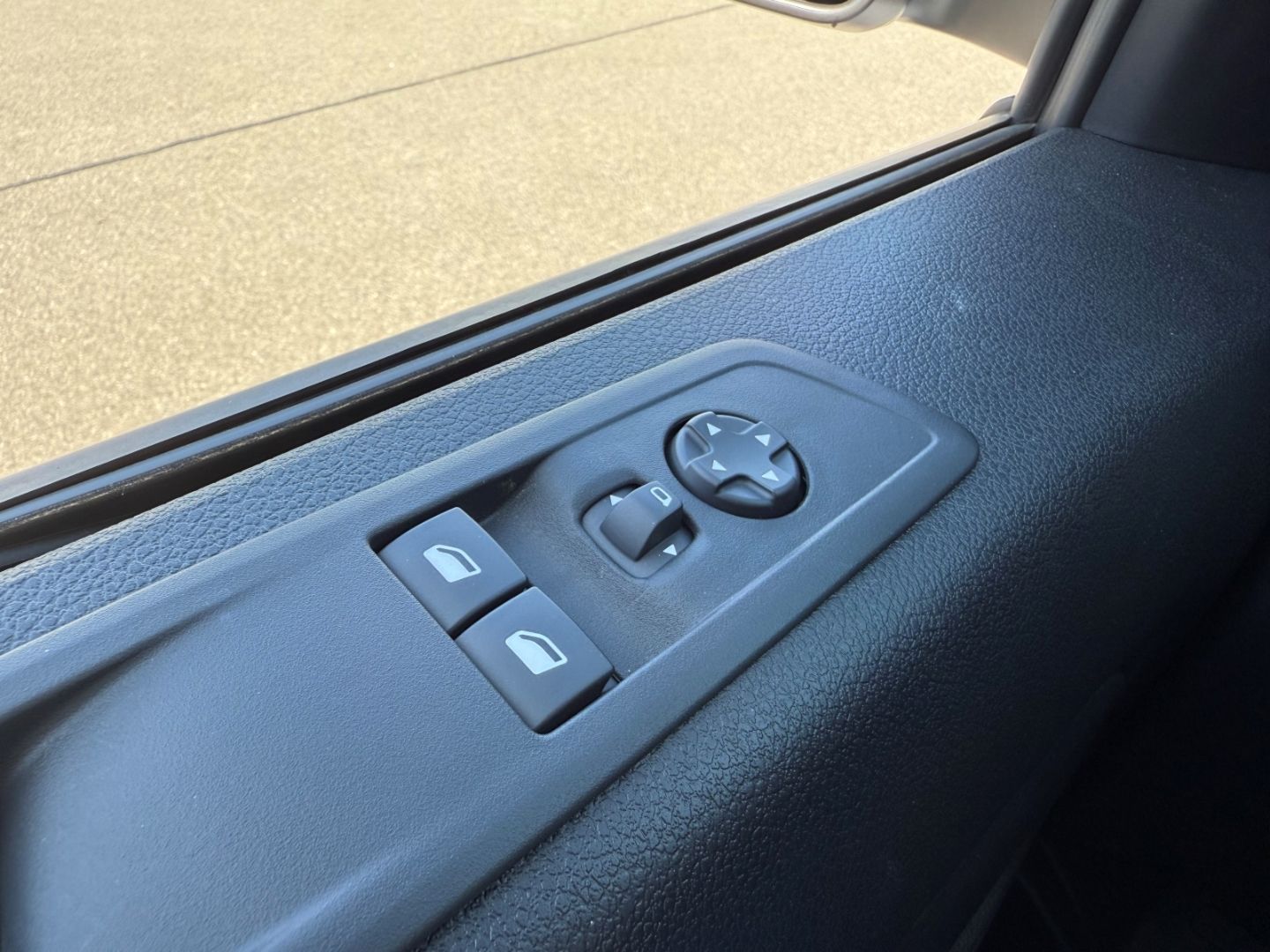 Fahrzeugabbildung Opel Vivaro Kasten Edition L2 2.0 Kamera+PDC+Carplay