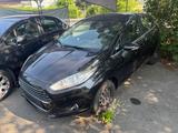 Ford Fiesta 1.6 Individual Automatik mit G... - Ford Fiesta Individual mit Benzin-Antrieb