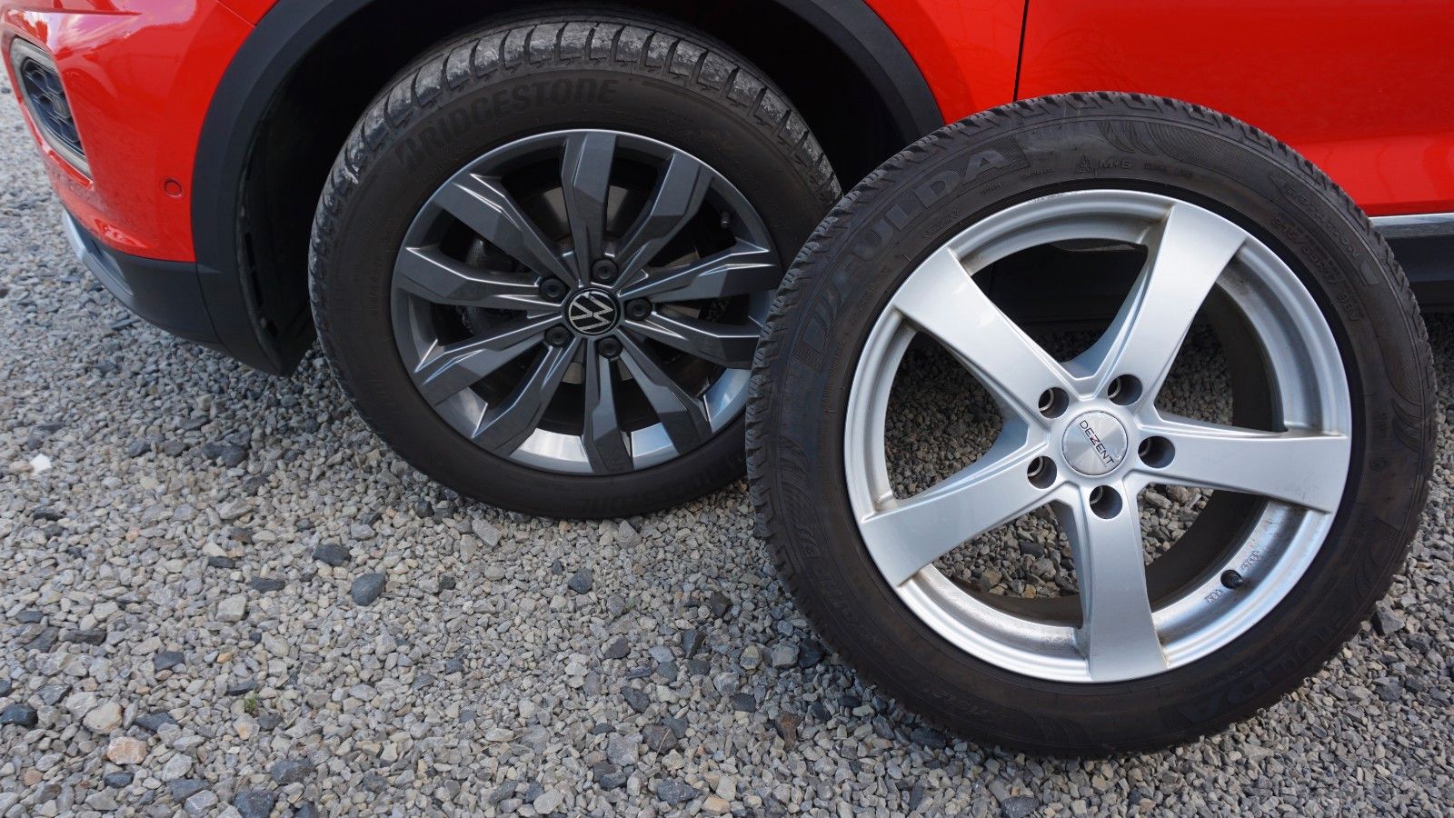 Fahrzeugabbildung Volkswagen T-Roc Sport, Sport Fahrwerk, Navi, Kamera, WR