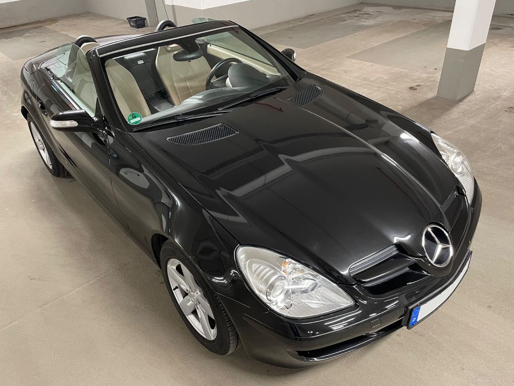 Mercedes-Benz SLK 200