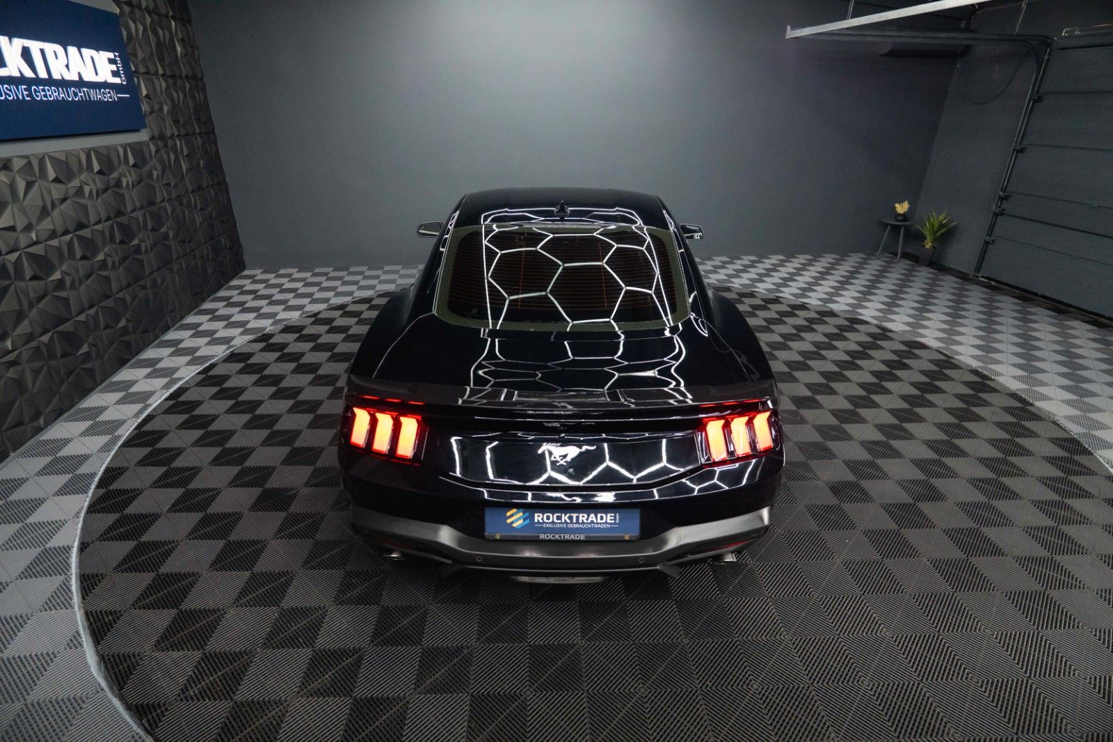 Fahrzeugabbildung Ford Mustang GT Coupe DARK HORSE MY2024 LED 19%