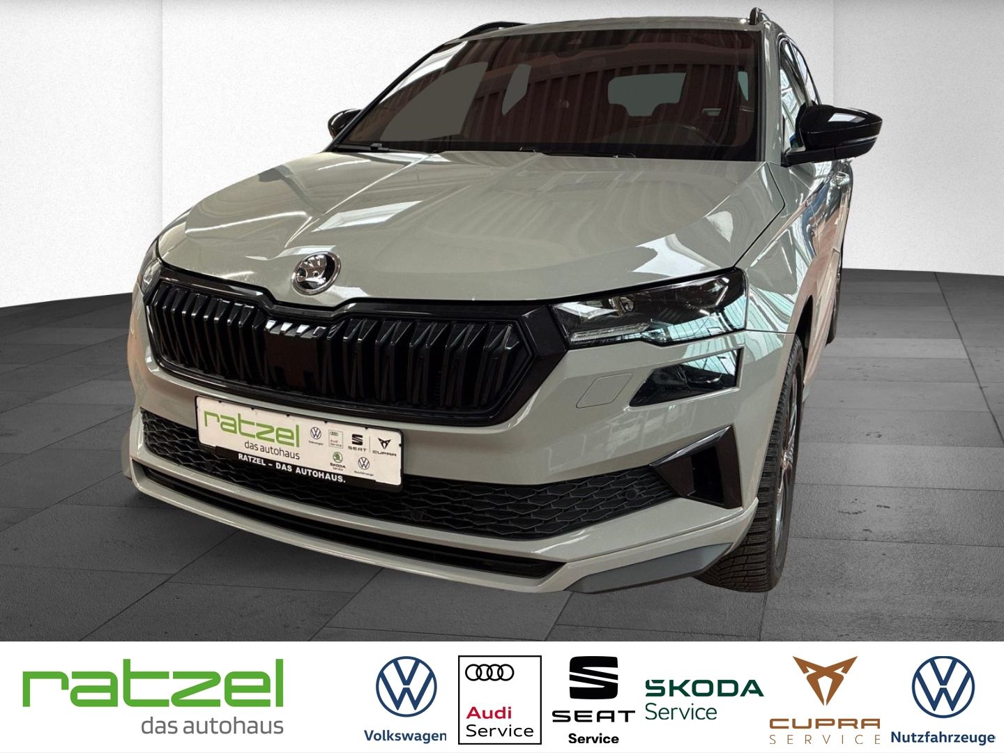 Fahrzeugabbildung SKODA Karoq 4x4 Sportline 2.0 AHK Navi LED Kamera ACC
