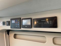 Pössl Summit 640 Prime | Winterpaket, Autom. | Solar