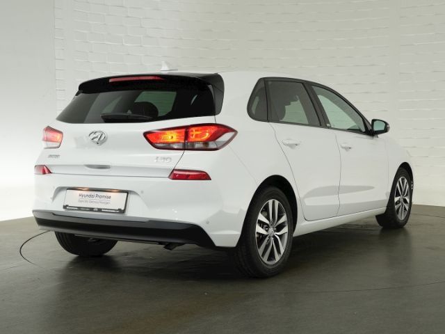 i30 PASSION+RÜCKFAHRKAMERA+SITZ-/LENKRADHEIZUNG+