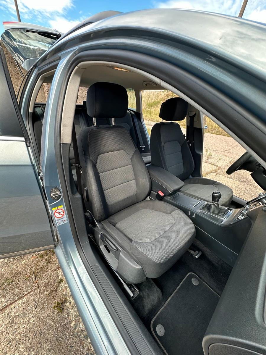 Volkswagen Passat 2013 — photo 8