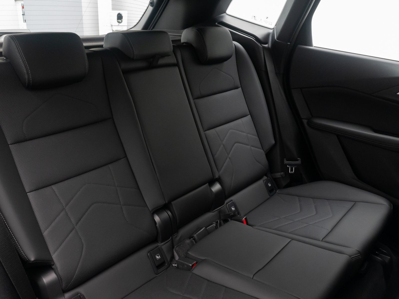 Fahrzeugabbildung BMW 218d Active Tourer M Sport LED Navi RFK AHK DAB