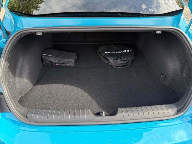 Fahrzeugabbildung Hyundai IONIQ 6 Techniq Elektro +KLIMA+SHZ+RFK+NAVI+PDC+
