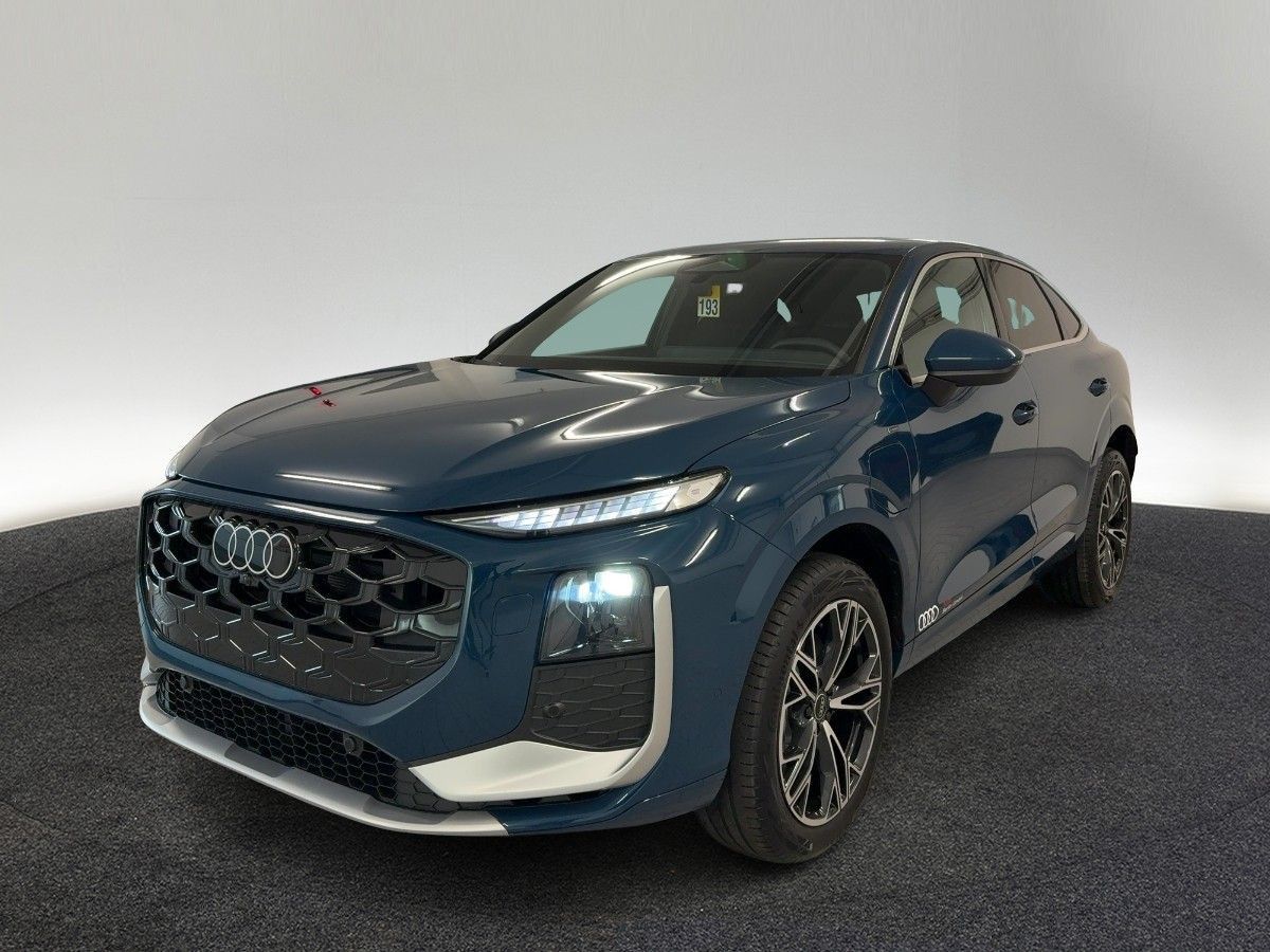 Audi Q3 Sportback e-hybrid S tronic foto 3