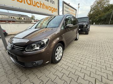 Volkswagen Touran - 1