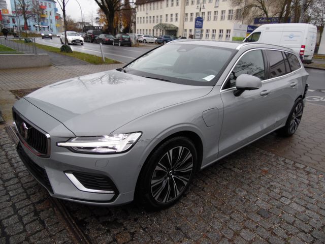 Volvo V60 Kombi Plus Bright Recharge Plug-In Hyb. AWD