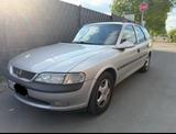Opel Vectra 1.6 TÜV AUTOMATIK - gebrauchte Opel Vectra aus dem Jahr 1999