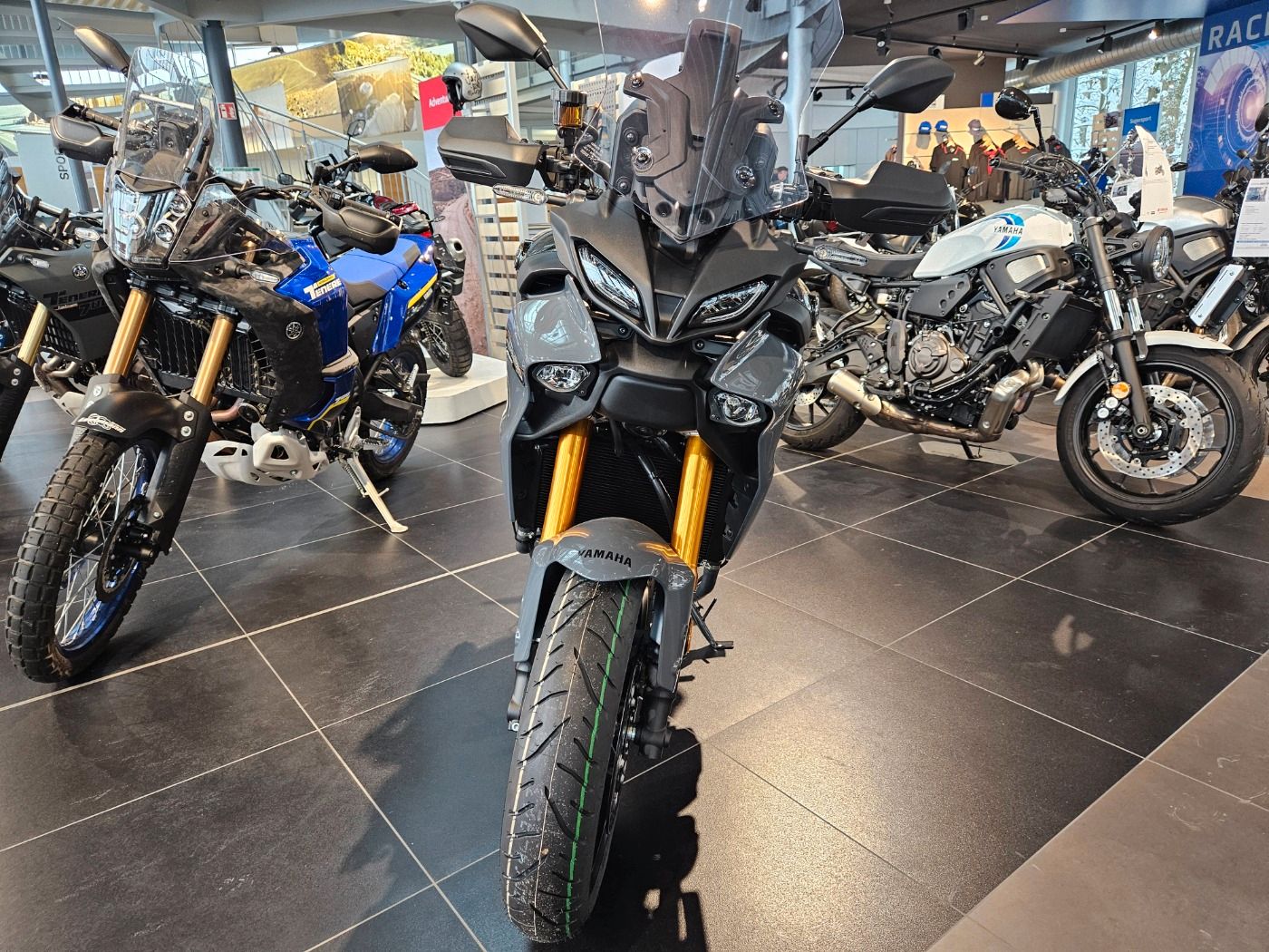 Fahrzeugabbildung Yamaha Tracer 9 GT + Tageszulassung