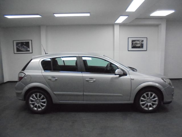 Opel Astra 1.6 Elegance Klima TÜV 01/2027