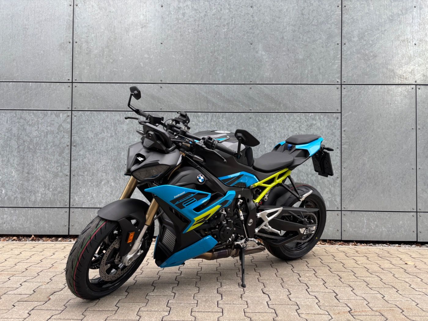 Fahrzeugabbildung BMW S 1000 R Style Sport 2 Pakete