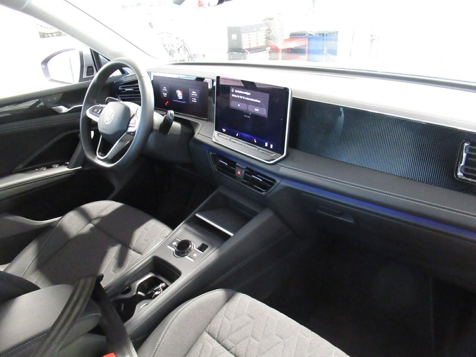 Volkswagen Tiguan Life 2.0 TDI DSG LED ACC RÜKA APP-CONN foto 5