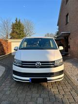 Volkswagen T6 Caravelle, Navi,AHK, SHD,App... - VW T6 Caravelle von privat
