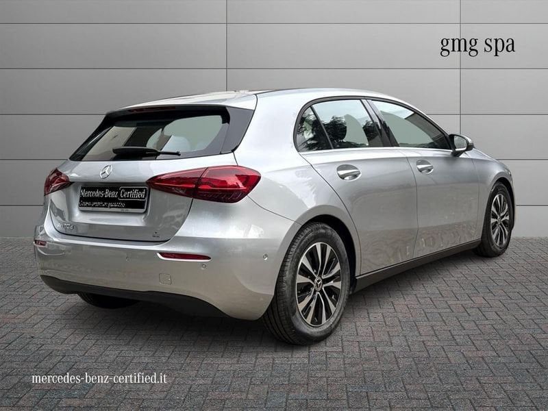 Other Mercedes-Benz Classe A A 180 d Advanced auto imagem 2