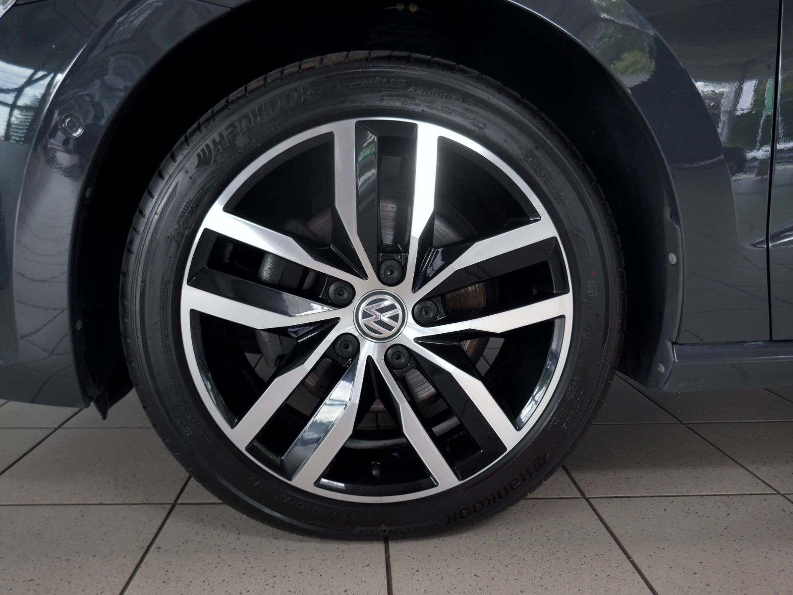 Fahrzeugabbildung Volkswagen Golf  Sportsvan SOUND 2.0 TDI DSG | Xenon RFK AC