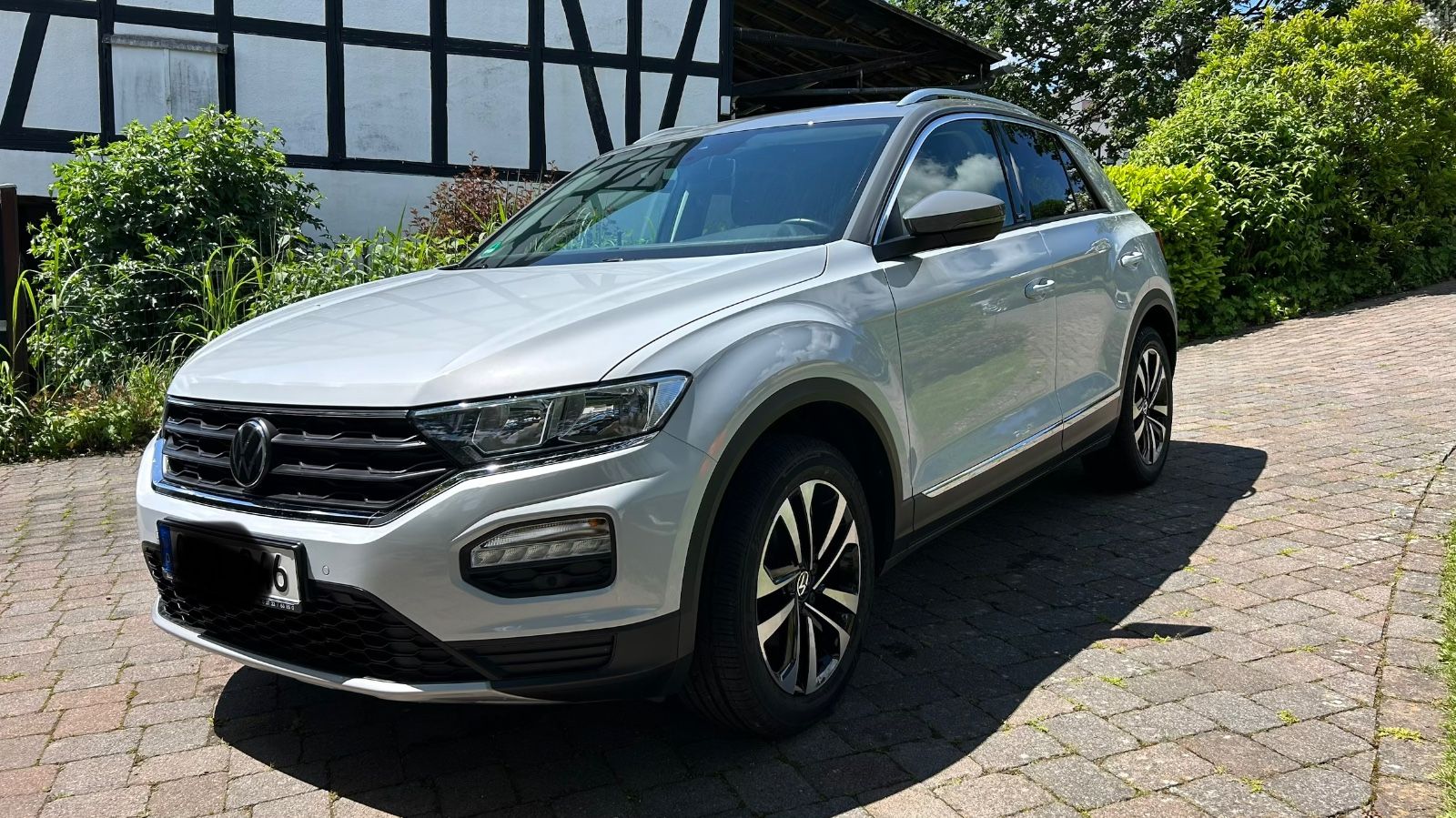 VW T-Roc 1,5 TSI ACT OPF Style United, AHK, Sitzh.