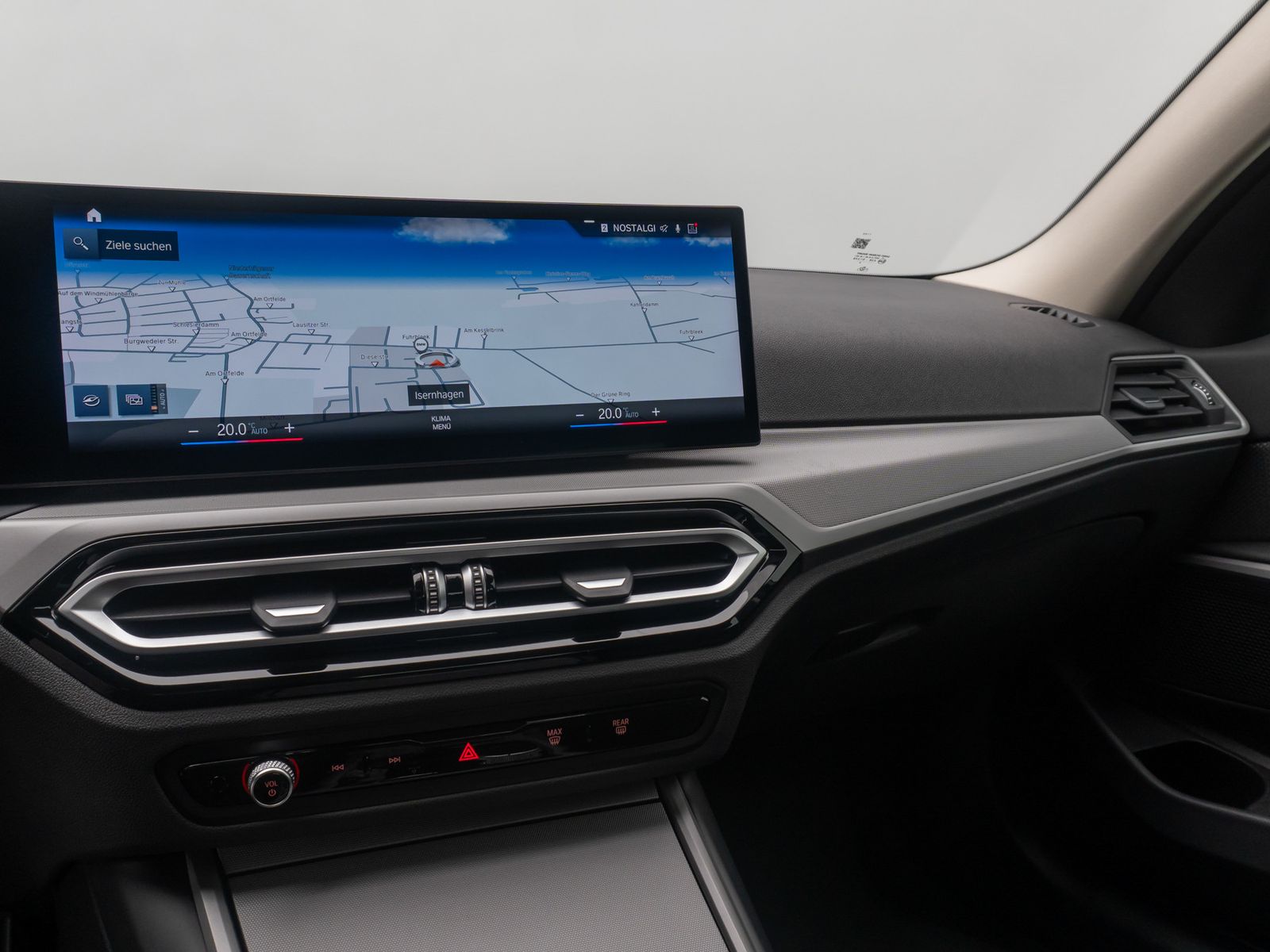 Fahrzeugabbildung BMW 318i GeschwindigRe DAB PDC CockpitPlus Widscreen