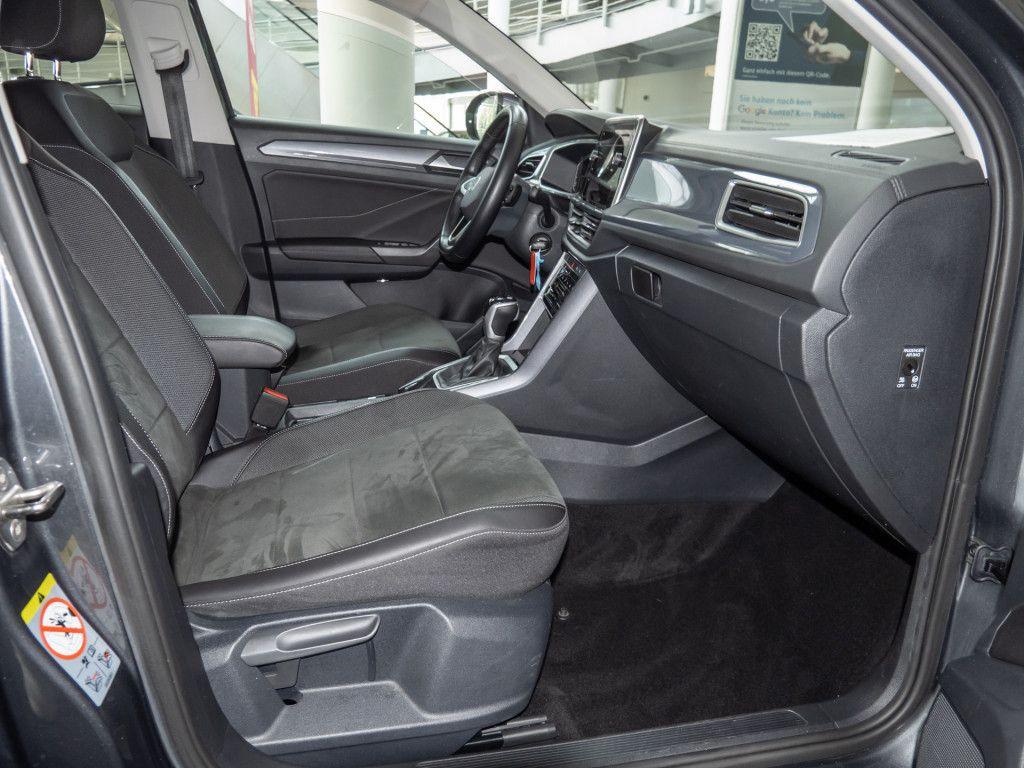 Volkswagen T-Roc 1.5 TSI DSG Style LED Kamera APP ACC SHZG, миниатюра 3