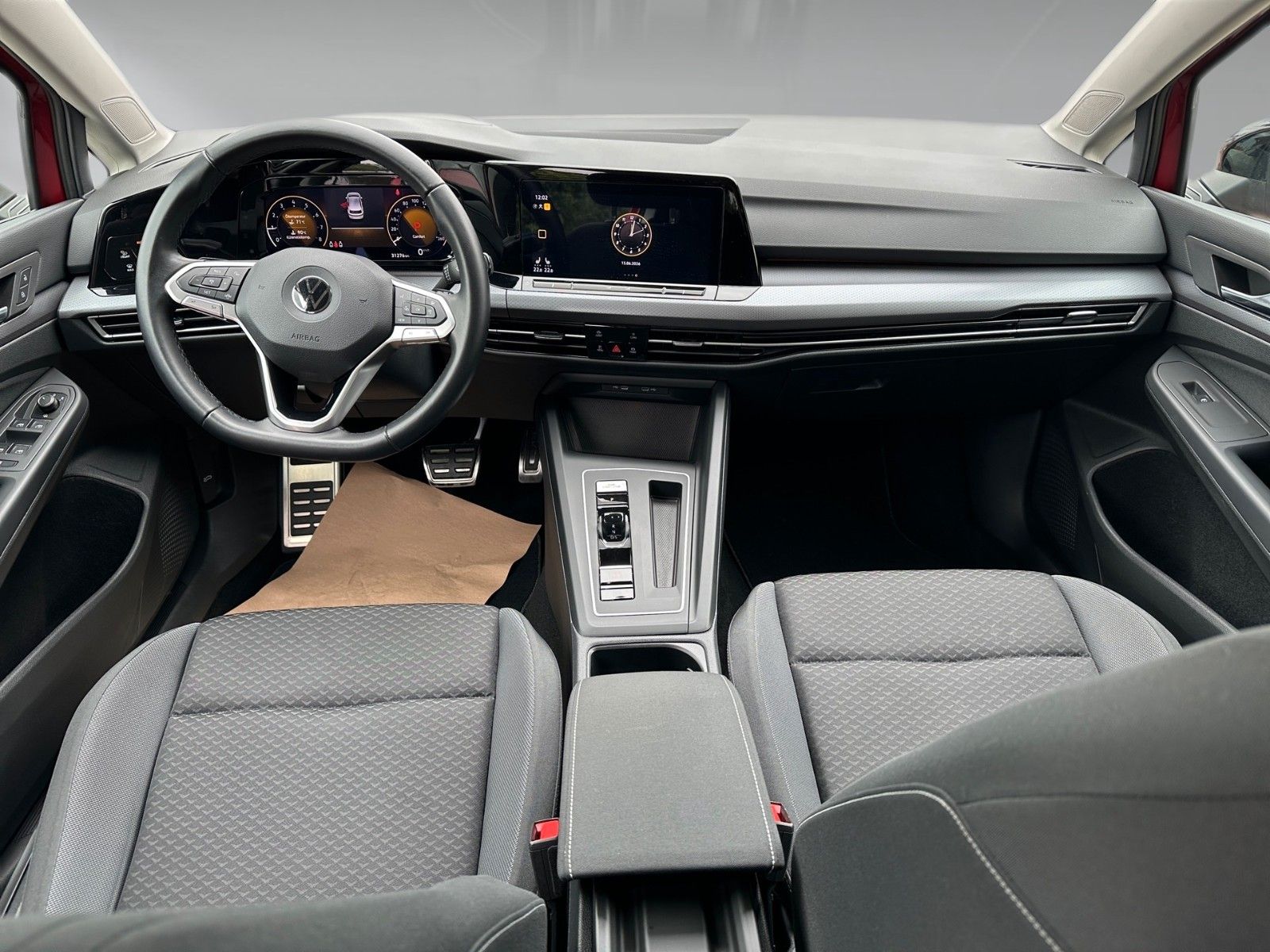 Volkswagen Golf VIII Lim. Life eTSI – Bild 11