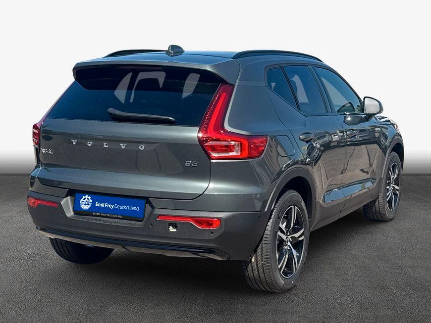 Volvo XC40 B3 B DKG Plus Dark 120 kW, 5-türig