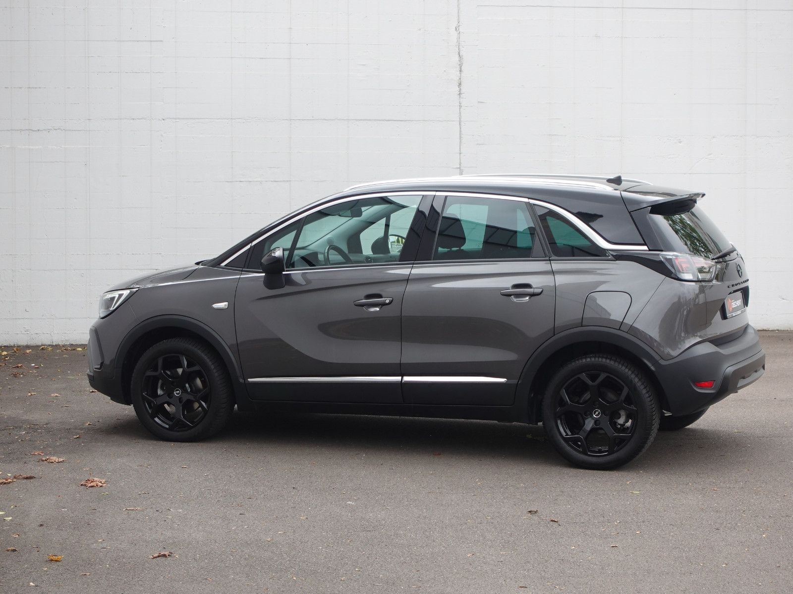Fahrzeugabbildung Opel Crossland 1.2 Ultimate Sitzh.,Navi,Kamera,PDC