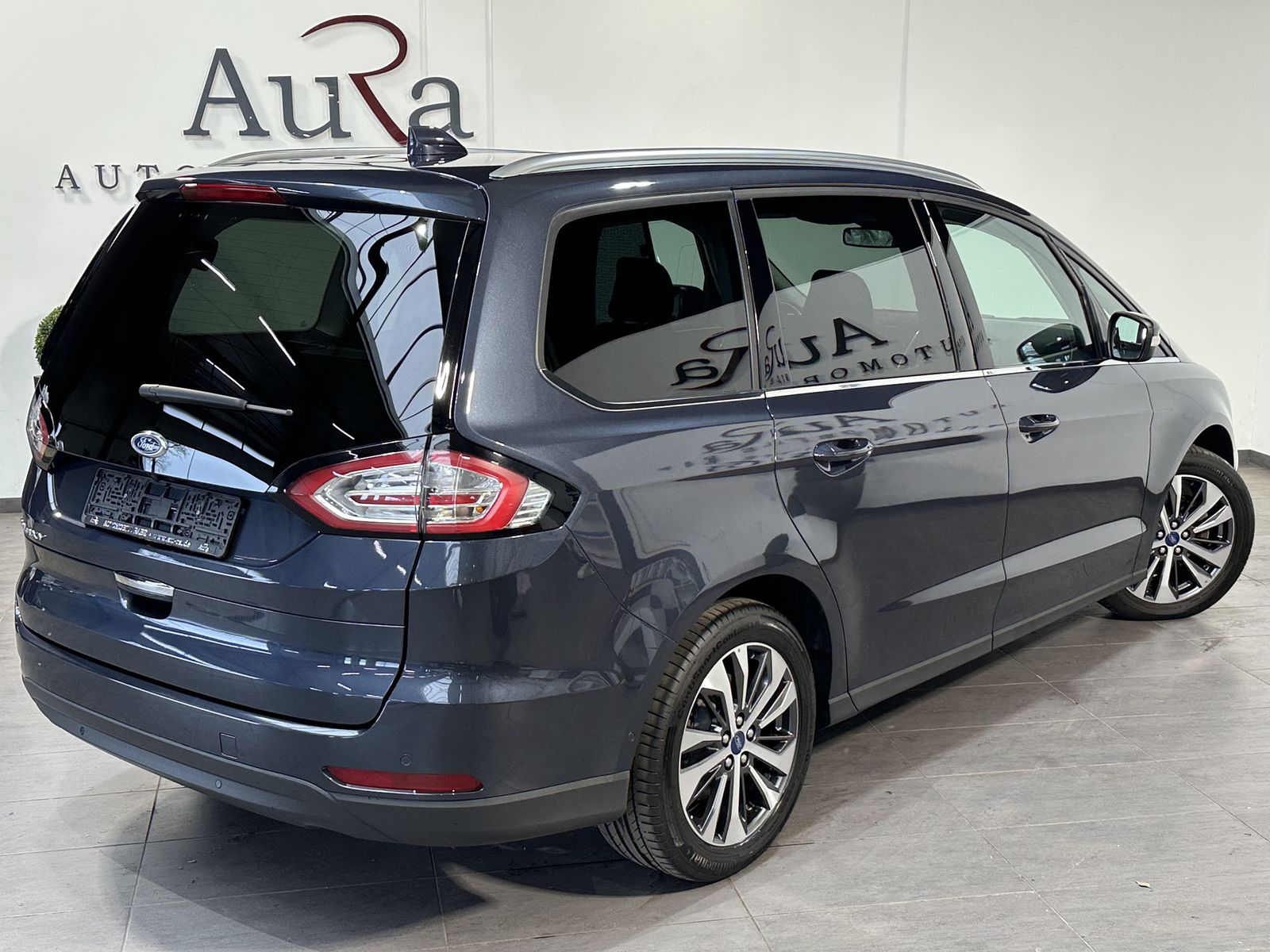 Fahrzeugabbildung Ford Galaxy 2.0 EB Aut. Titanium NAV+LED+PANORAMA+AHK