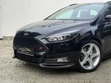 Ford Focus Turnier ST 1.Hand/Ford S-Heft/Recaro/BiXen - gebrauchte Ford Focus aus dem Jahr 2017