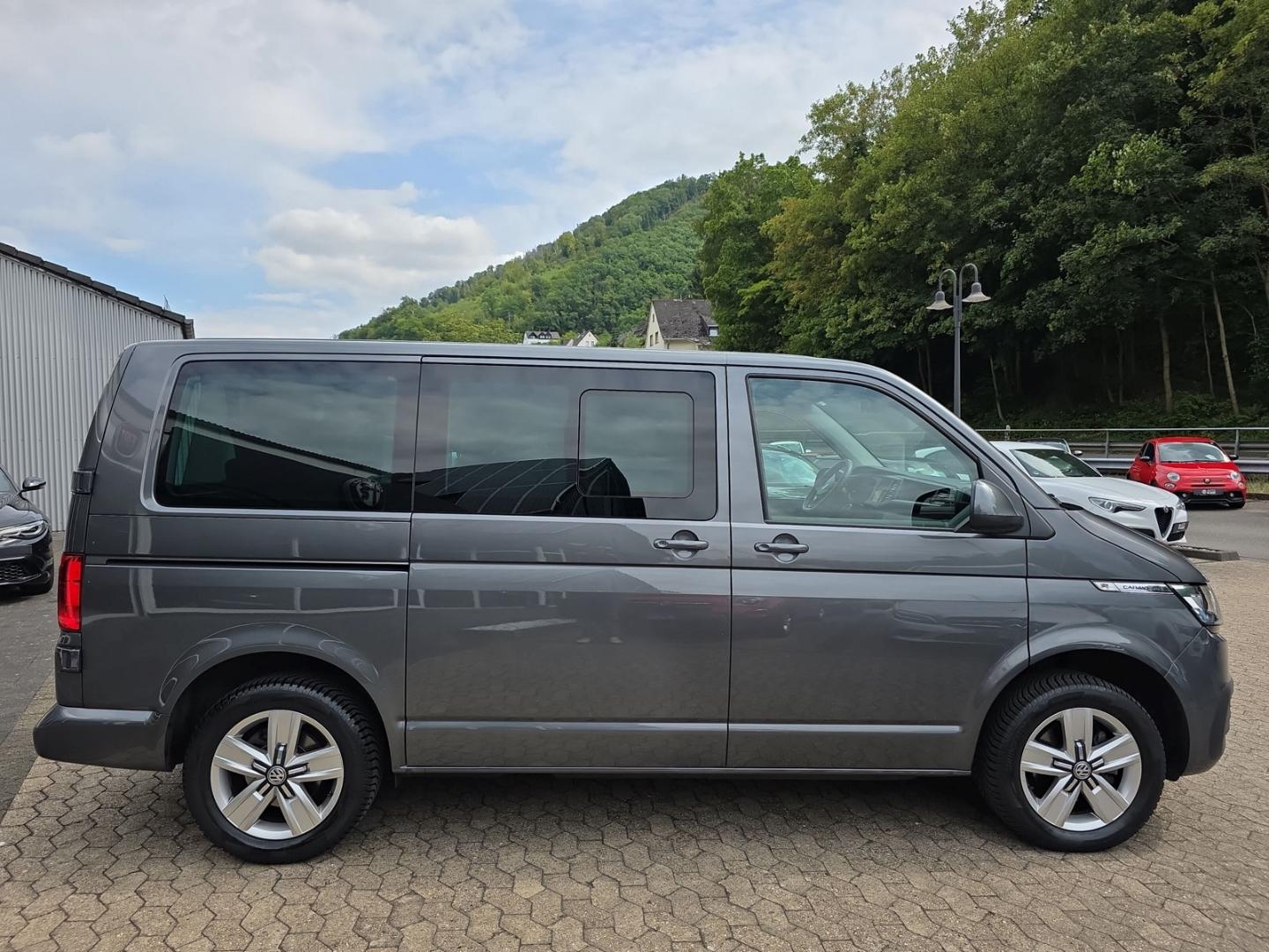 Volkswagen T6.1 Caravelle Comfortline 2.0 TDI Navi AHK
