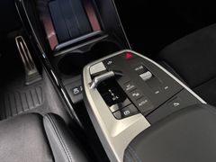 Fahrzeugabbildung BMW 218i Active Tourer M Sport -- Pano/ eSitze/ HiFi