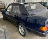 Mercedes-Benz 190 E 2,3 - Mercedes-Benz 190: 190e