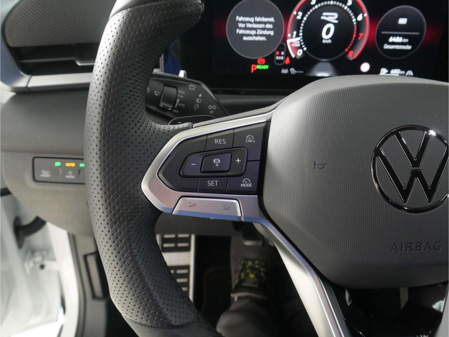 Volkswagen T-Roc 1.5 eTSI R-Line DSG NAV/LED/RFK/keyless, миниатюра 15